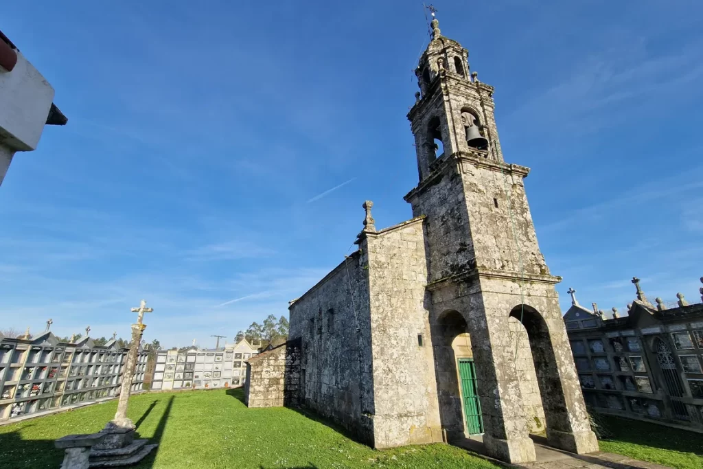 Iglesia de Santiago de Tabeirós